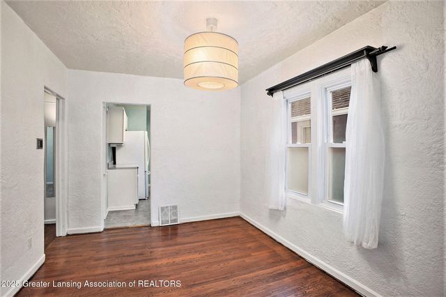 512 Woodrow Avenue, Lansing, MI 48910