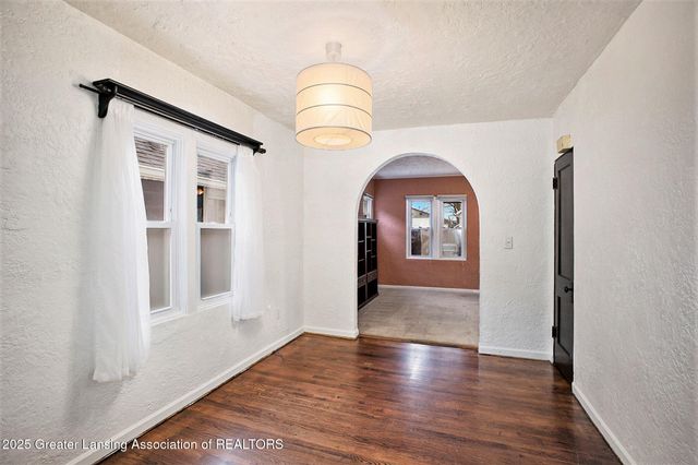 512 Woodrow Avenue, Lansing, MI 48910