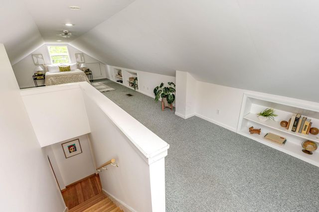 895 Chelsea Avenue, Columbus, OH 43209