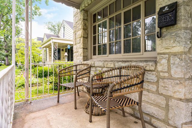 895 Chelsea Avenue, Columbus, OH 43209