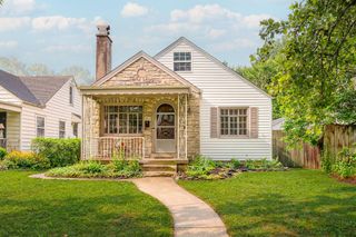 895 Chelsea Avenue, Columbus, OH 43209
