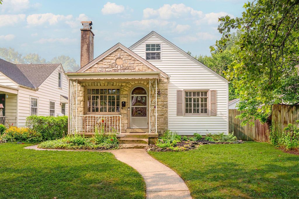 895 Chelsea Avenue, Columbus, OH 43209