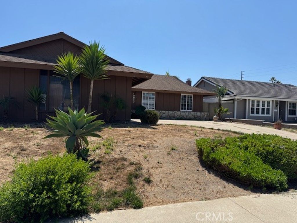 Image 1 of property listing at 10052 Cliff, Huntington Beach, CA 92646