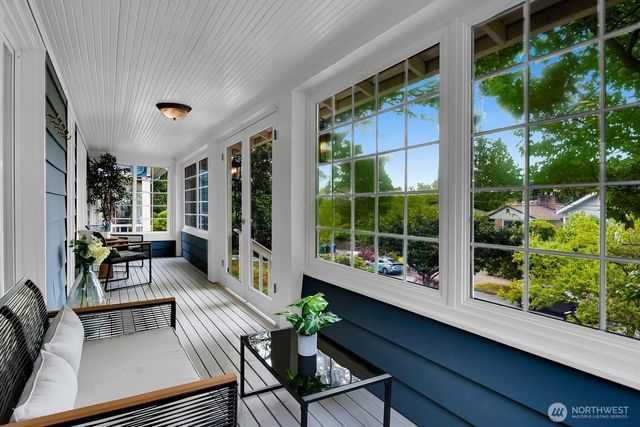 3026 NW 71st Street, Seattle, WA 98117