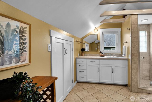 3026 NW 71st Street, Seattle, WA 98117