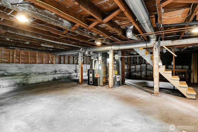 3026 NW 71st Street, Seattle, WA 98117
