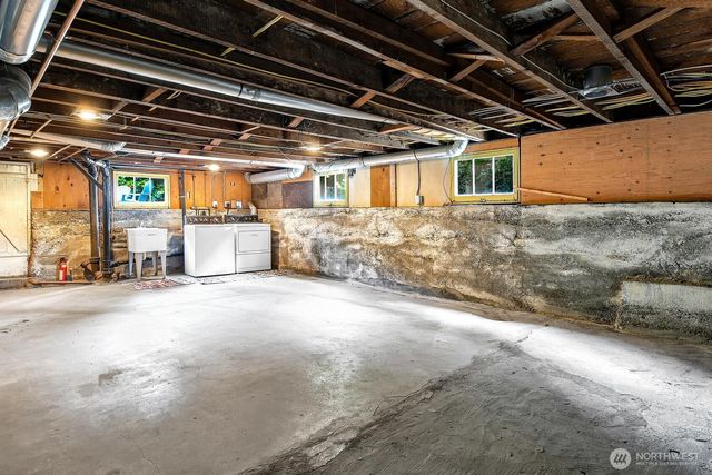 3026 NW 71st Street, Seattle, WA 98117