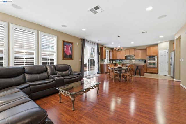 4006 Di Vinci Ct, Antioch, CA 94509