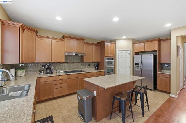 4006 Di Vinci Ct, Antioch, CA 94509