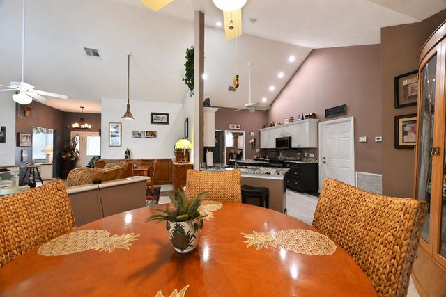 5212 Feather Creek Drive, Fort Pierce, FL 34951