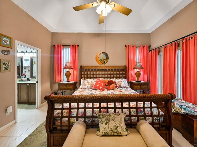 5212 Feather Creek Drive, Fort Pierce, FL 34951