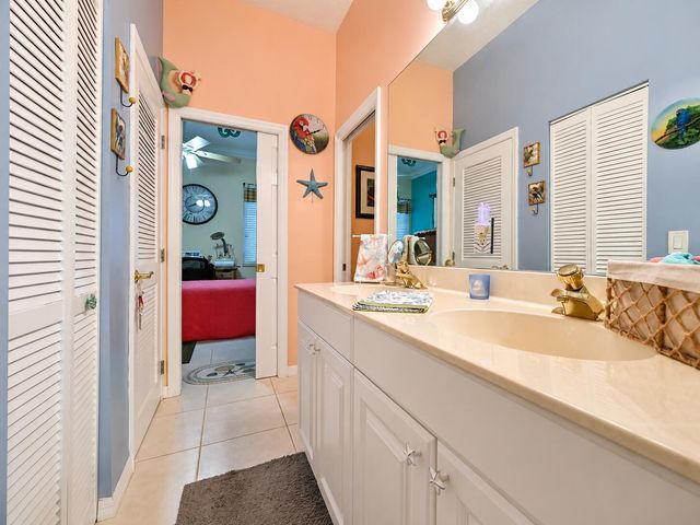 5212 Feather Creek Drive, Fort Pierce, FL 34951