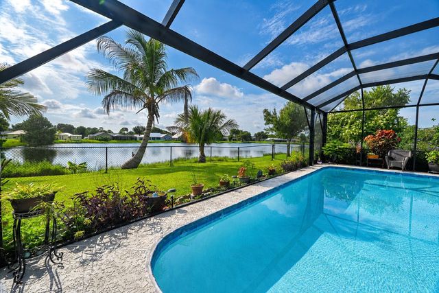 5212 Feather Creek Drive, Fort Pierce, FL 34951
