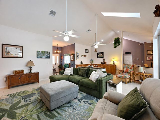 5212 Feather Creek Drive, Fort Pierce, FL 34951