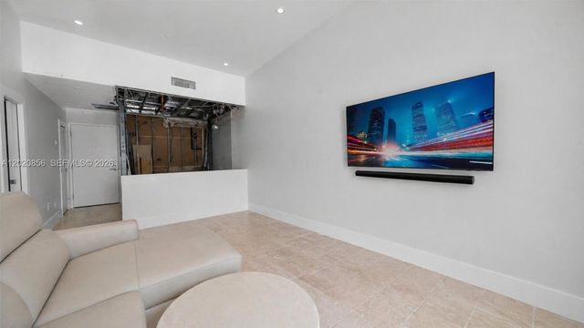 6917 Collins Ave L-107, Miami Beach, FL 33141