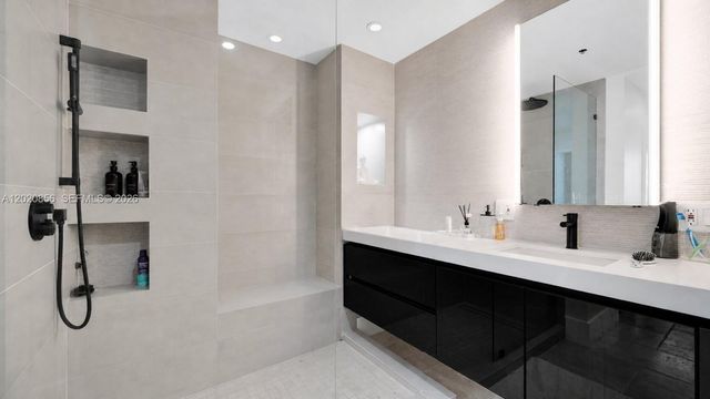 6917 Collins Ave L-107, Miami Beach, FL 33141