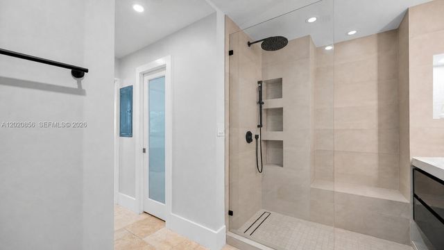 6917 Collins Ave L-107, Miami Beach, FL 33141