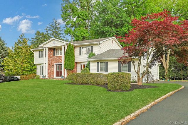 27 Rochelle Drive, New City, NY 10956
