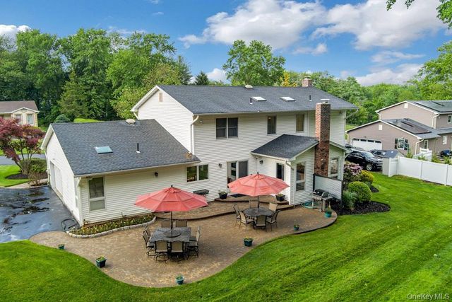 27 Rochelle Drive, New City, NY 10956