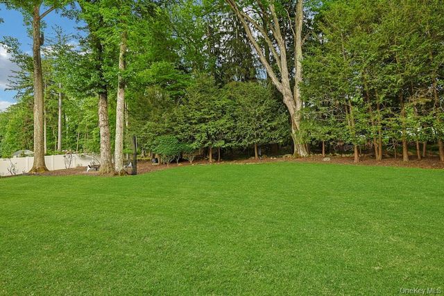 27 Rochelle Drive, New City, NY 10956