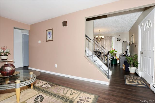 31 Lillian Street, Pomona, NY 10970