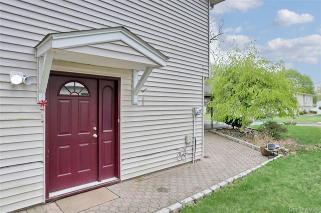 31 Lillian Street, Pomona, NY 10970