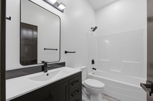 3781 S Jama St, Goddard, KS 67052