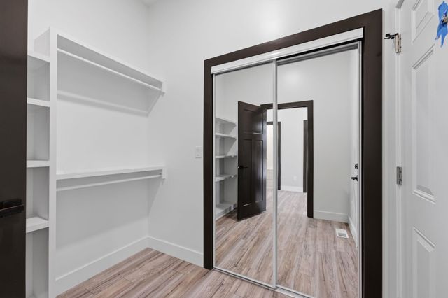 3781 S Jama St, Goddard, KS 67052