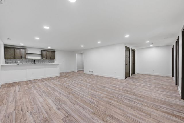 3781 S Jama St, Goddard, KS 67052