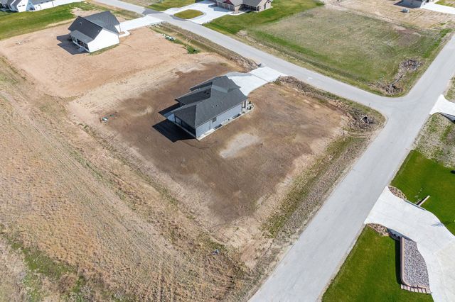 3781 S Jama St, Goddard, KS 67052