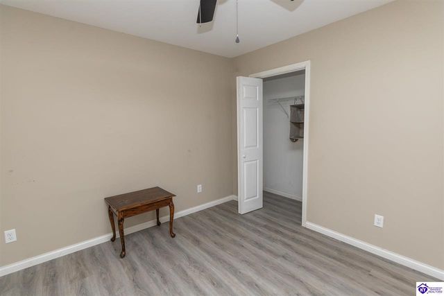 7205 S Woodland Drive, Radcliff, KY 40160
