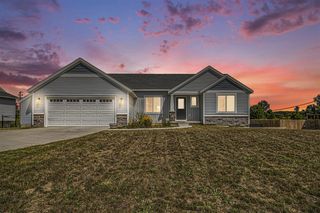 17876 Ritchie Avenue, Sand Lake, MI 49343