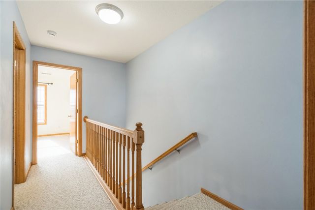 5425 Kacena Avenue B, Marion, IA 52302