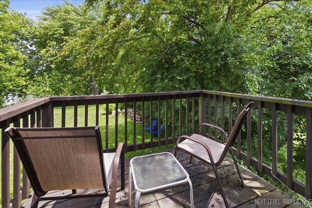 2020 Carling Road, Hoffman Estates, IL 60169