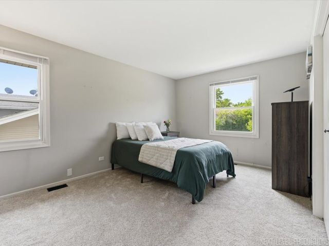 2020 Carling Road, Hoffman Estates, IL 60169