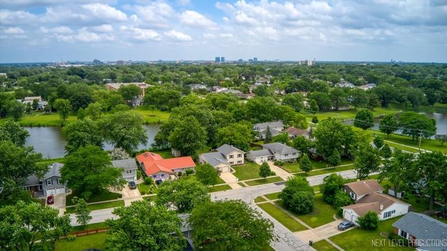 2020 Carling Road, Hoffman Estates, IL 60169