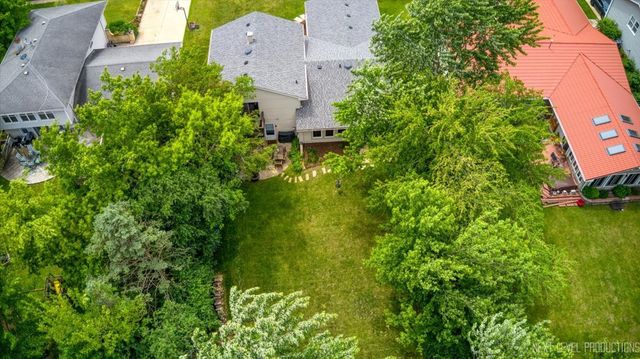 2020 Carling Road, Hoffman Estates, IL 60169