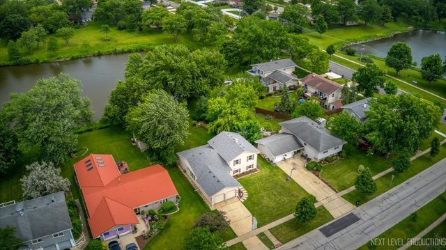 2020 Carling Road, Hoffman Estates, IL 60169