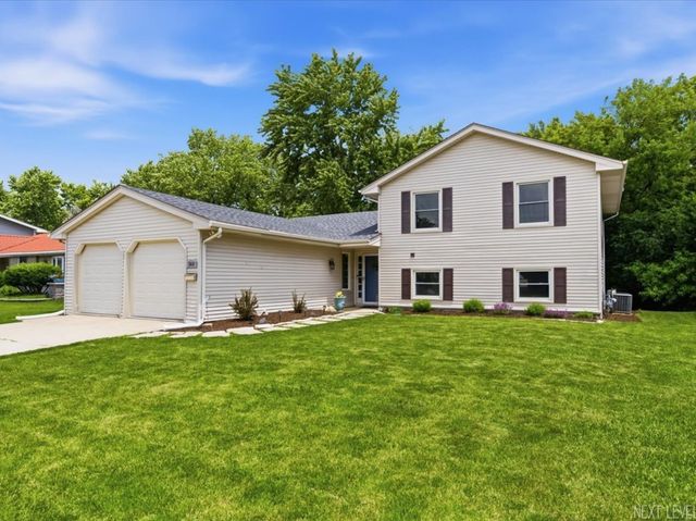 2020 Carling Road, Hoffman Estates, IL 60169