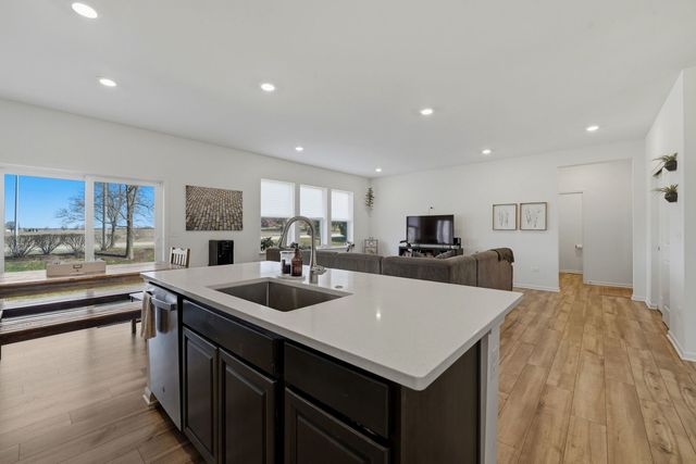 8515 Rosehall Drive, Joliet, IL 60431