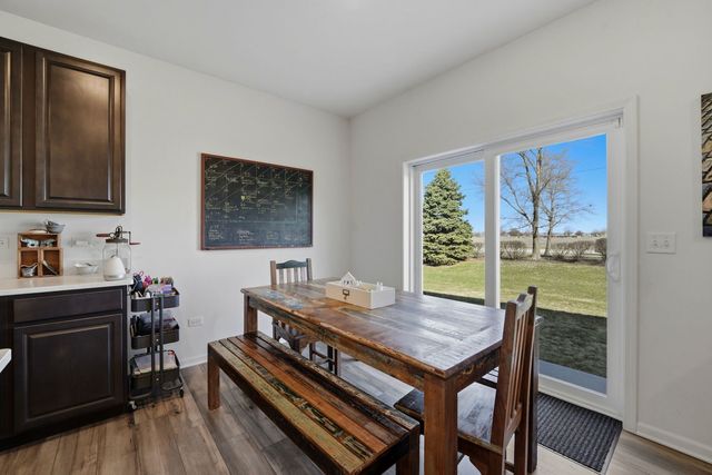 8515 Rosehall Drive, Joliet, IL 60431