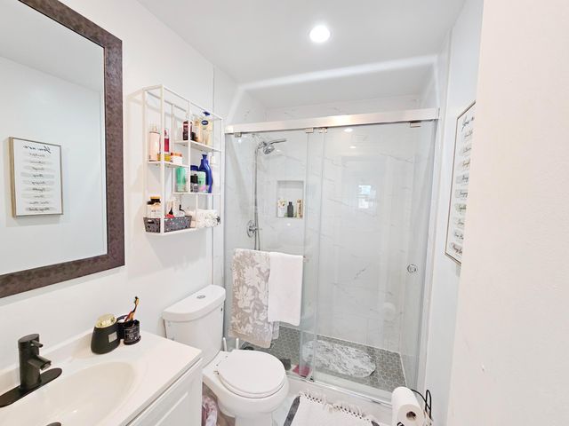 7807 Golf Cir Circle 305, Margate, FL 33063