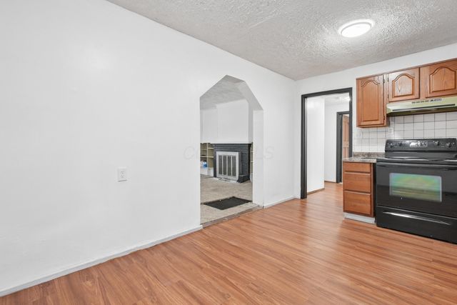 626 Pierce Avenue, Columbus, OH 43213