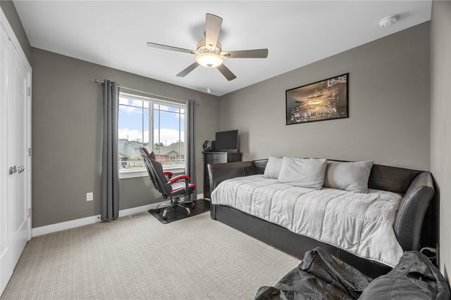 808 Marie Street, Solon, IA 52333