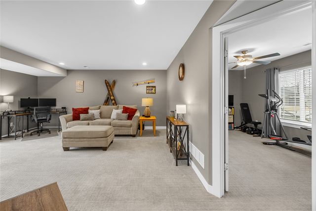 808 Marie Street, Solon, IA 52333