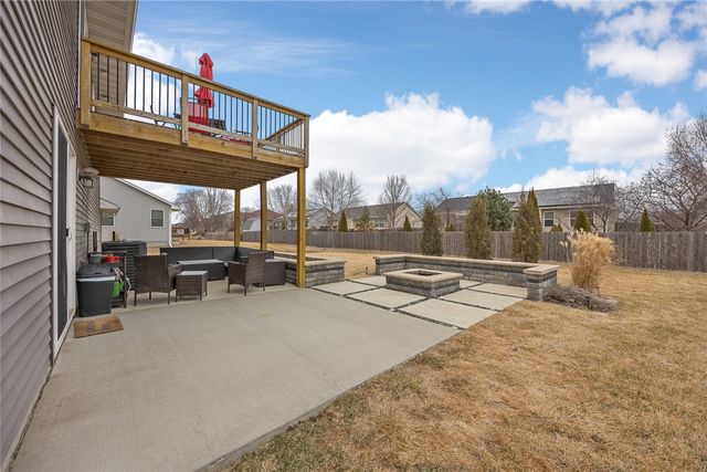 808 Marie Street, Solon, IA 52333