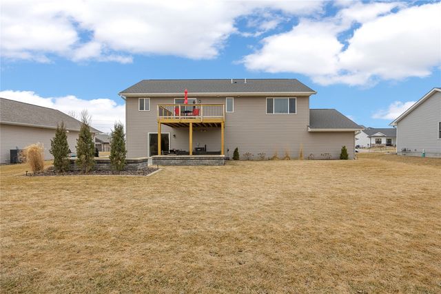 808 Marie Street, Solon, IA 52333