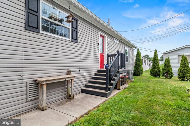 3 FIRST ST, Hatfield, PA 19440