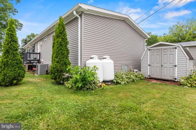 3 FIRST ST, Hatfield, PA 19440