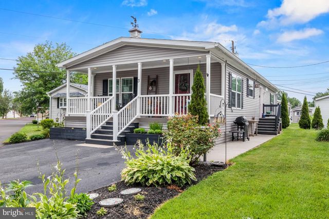 3 FIRST ST, Hatfield, PA 19440